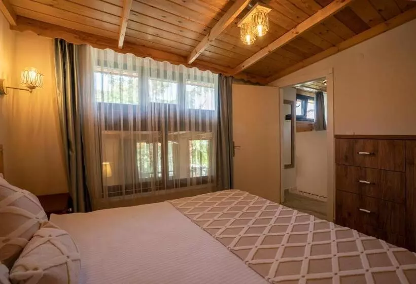 Hotelli Villa Marine