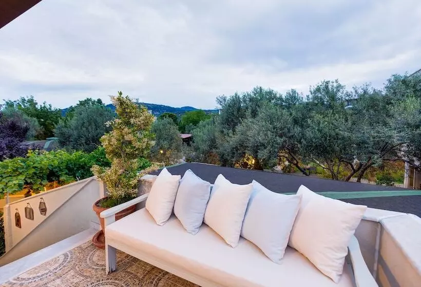 Motelli Gurel Garden House