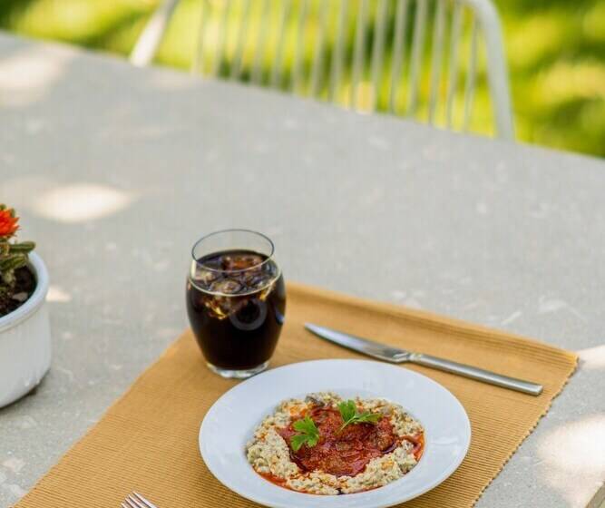 Motel Gurel Garden House