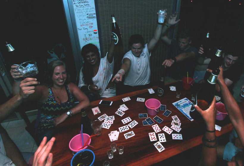 فندق صغير Baan Tai Backpackers