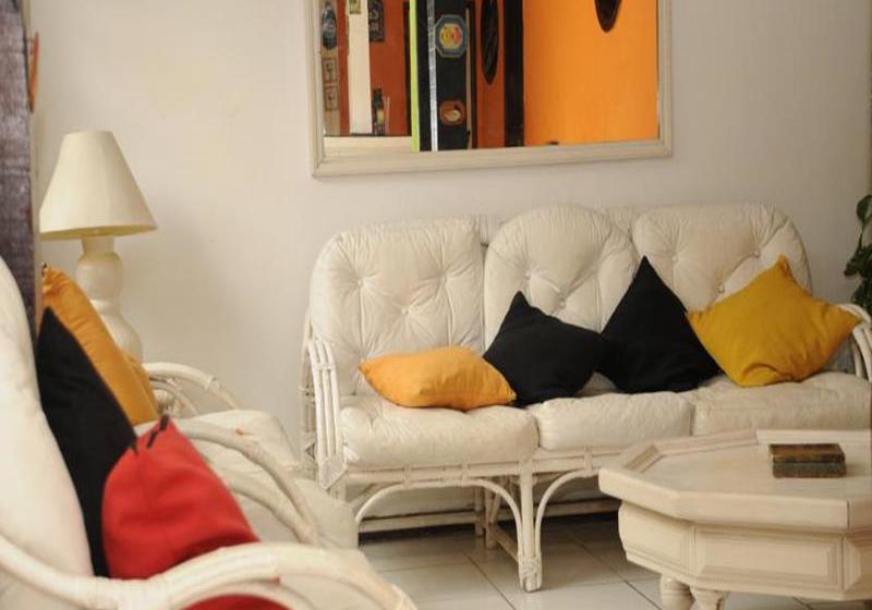 酒店 Buzios Mandarine Pousada