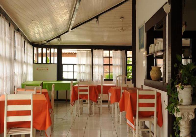 酒店 Buzios Mandarine Pousada