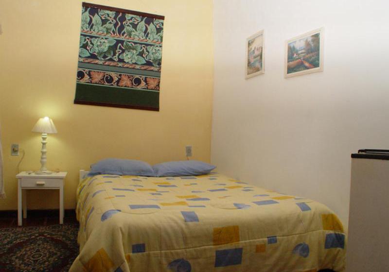 酒店 Buzios Mandarine Pousada