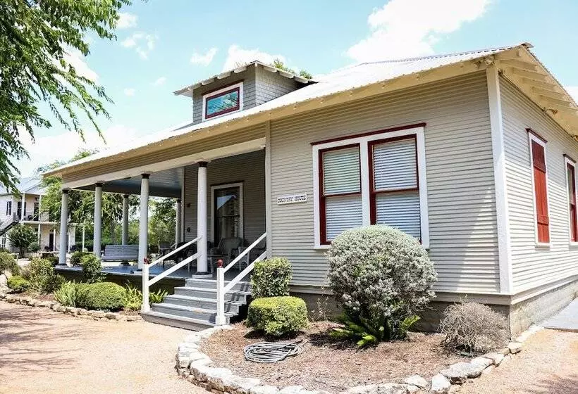 ホテル Gruene Homestead Inn