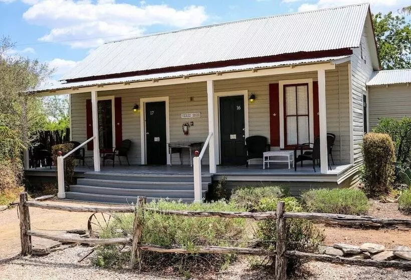 ホテル Gruene Homestead Inn