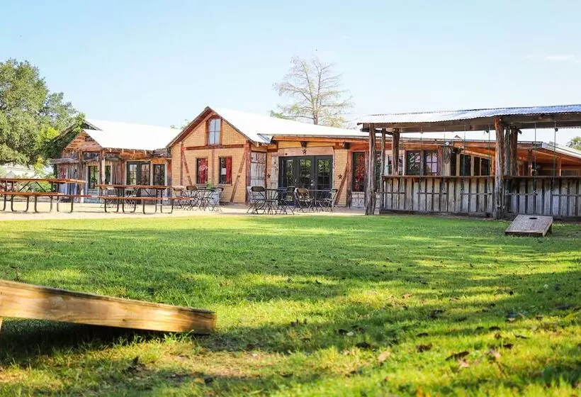 ホテル Gruene Homestead Inn