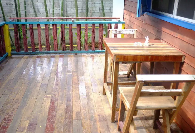 هتل John Garden Home