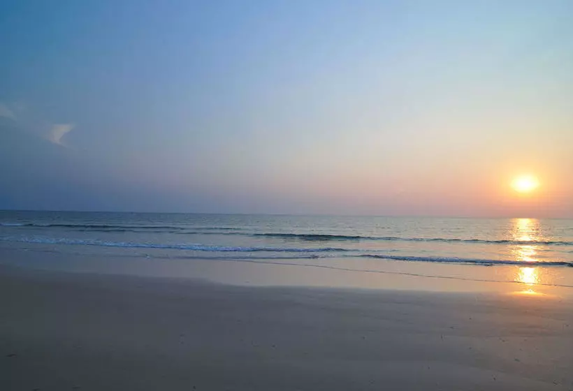 هتل John Garden Home