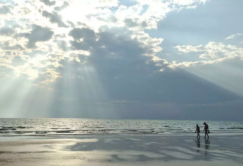 هتل John Garden Home