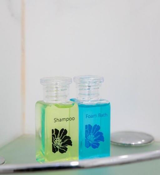 Hotel S2 Airport Residence