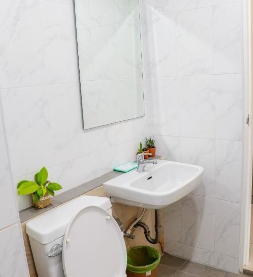 Hotel S2 Airport Residence