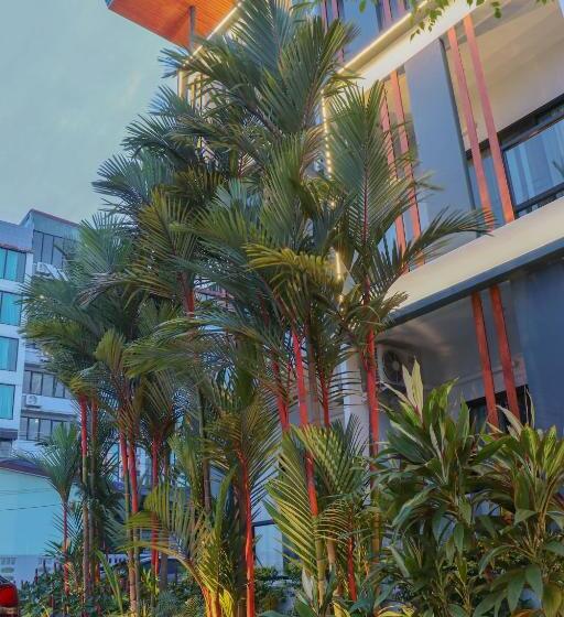 Hotel S2 Airport Residence