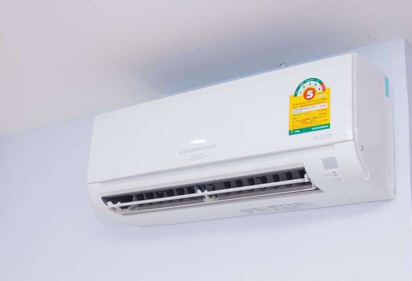 Hotel Samrong Garden