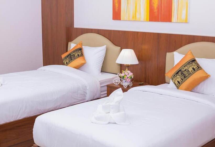 Hotel Samrong Garden