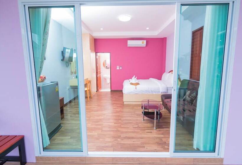 Hotel Samrong Garden