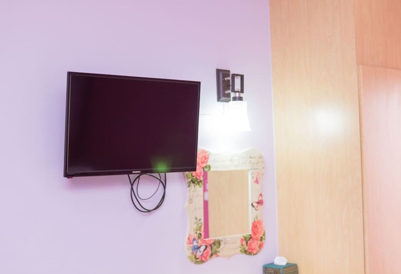 Hotel Samrong Garden