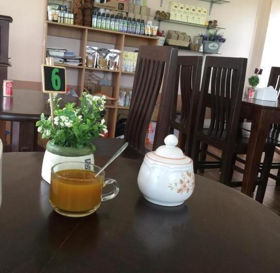 בית מלון כפרי Thanavill Resort