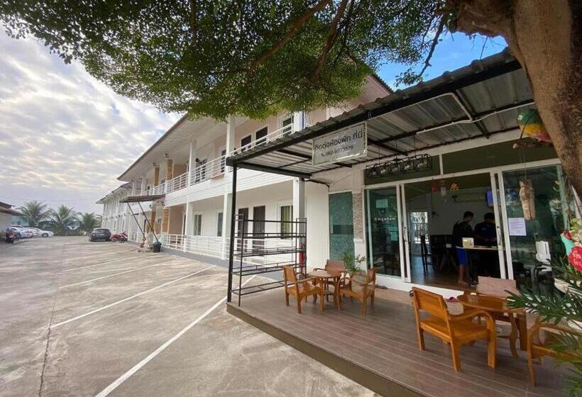 בית מלון כפרי Thanavill Resort