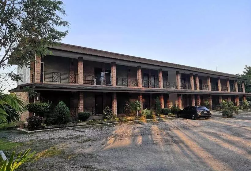 ホテル The Lighthouse Resort At Chanthaburi