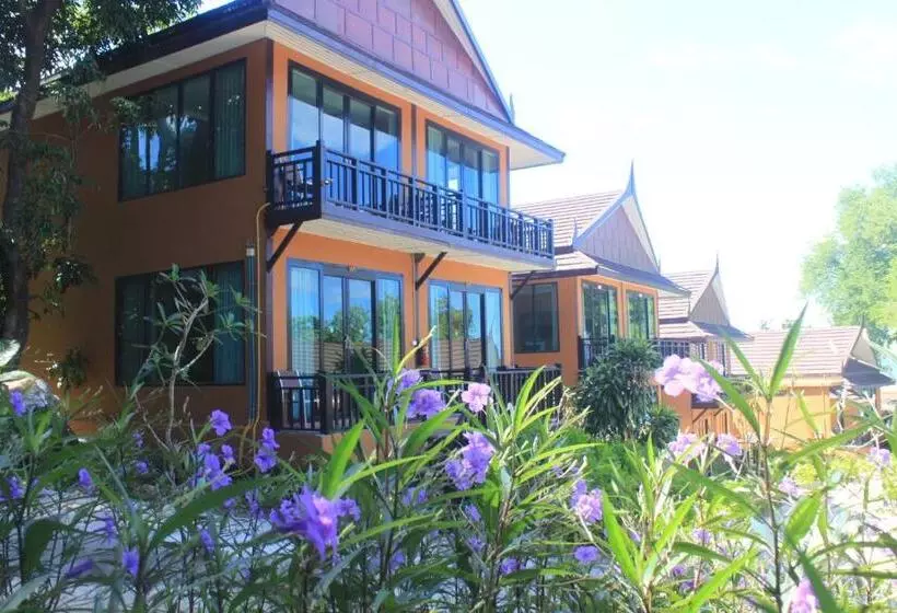 Phi Phi Long Beach Resort & Villa Sha Extra Plus