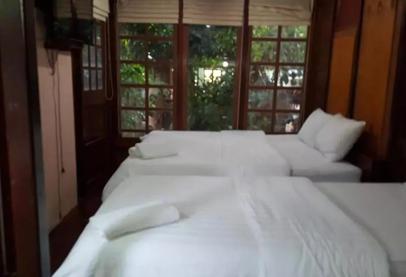 استراحتگاه Ruean Mai Chai Khlong
