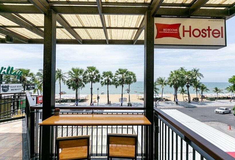 The Bedrooms Hostel Pattaya