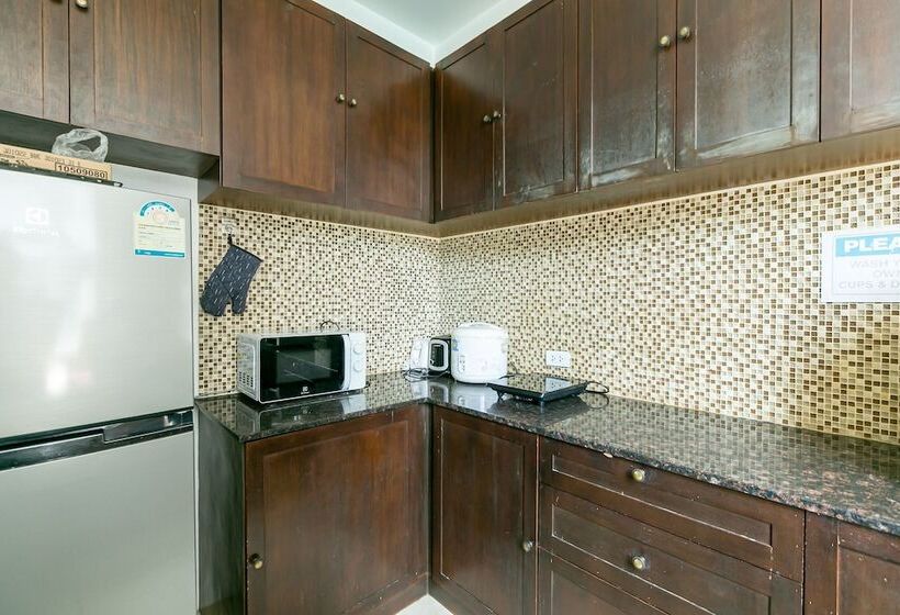 The Bedrooms Hostel Pattaya