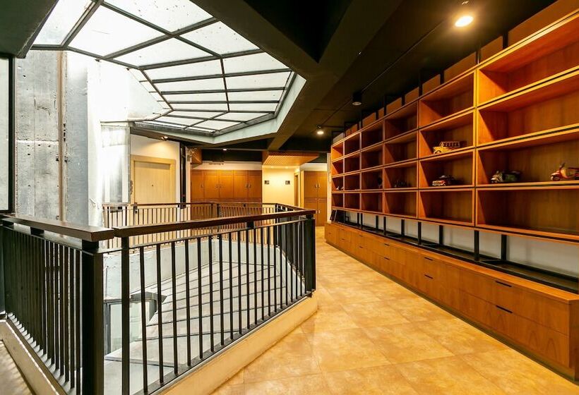 The Bedrooms Hostel Pattaya