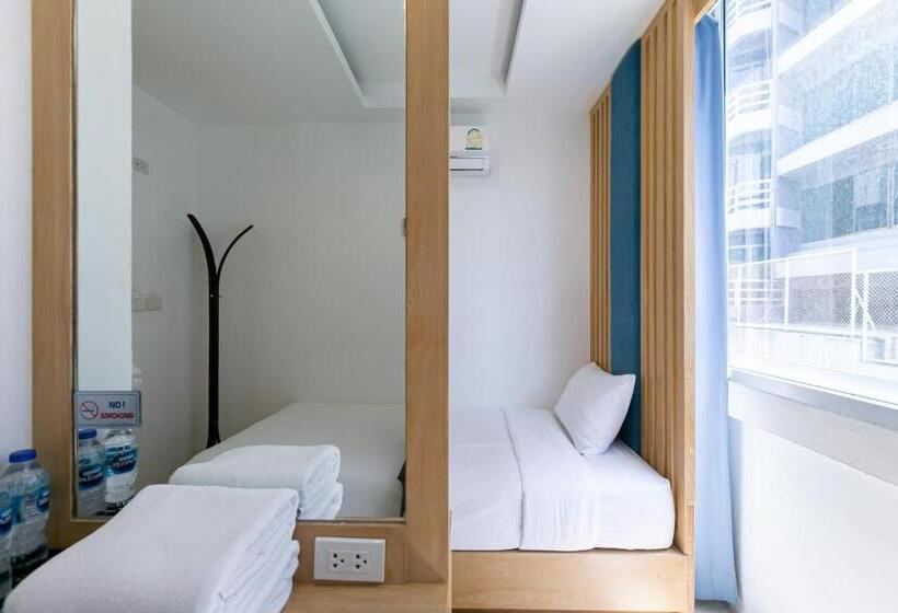 The Bedrooms Hostel Pattaya