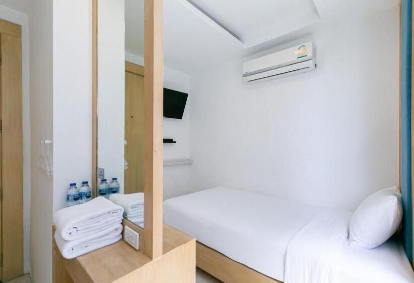 The Bedrooms Hostel Pattaya