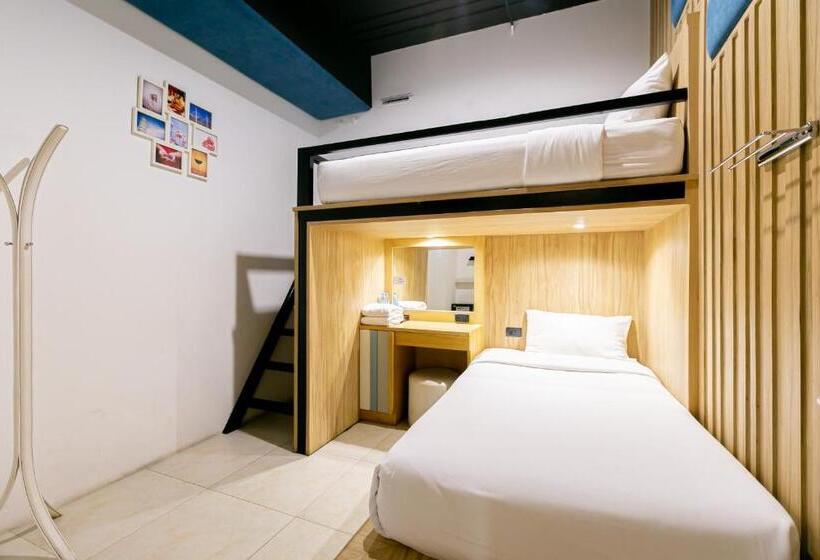 The Bedrooms Hostel Pattaya