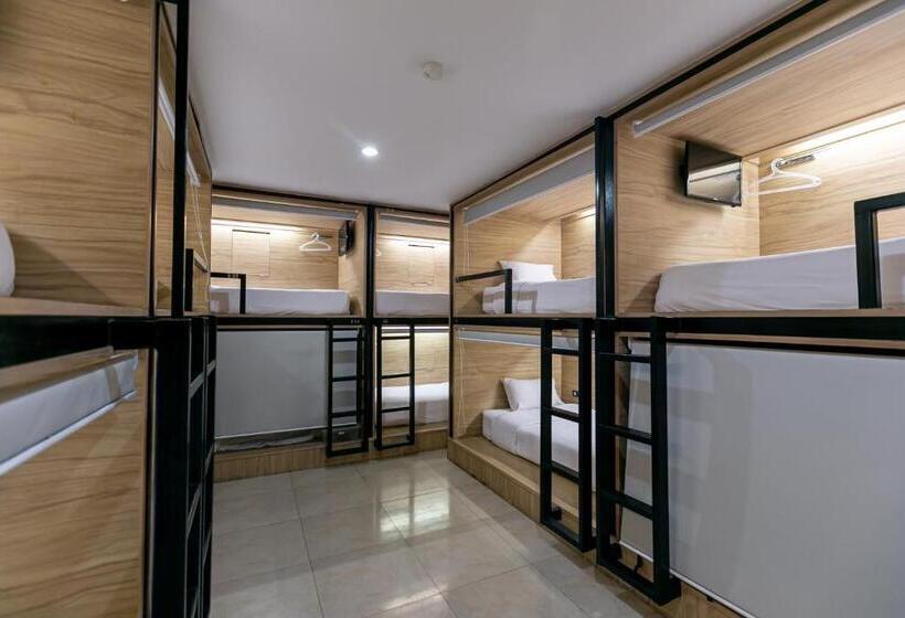The Bedrooms Hostel Pattaya