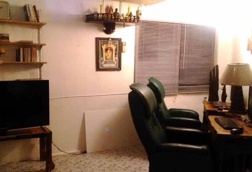 هاستل Tamada House