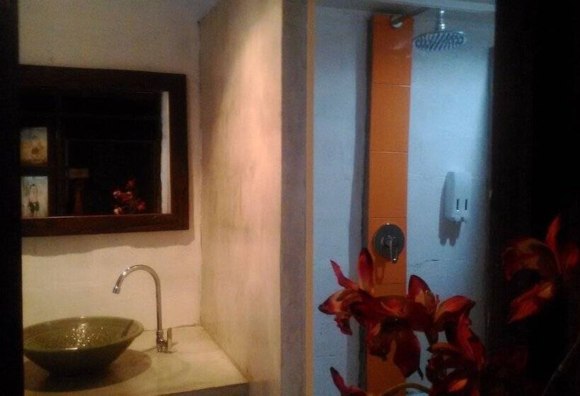 هاستل Tamada House