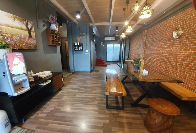 مبيت وإفطار Sleep Airport Chiang Mai