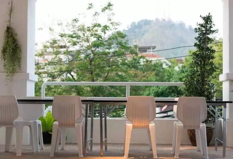 Hao Hostel Phuket