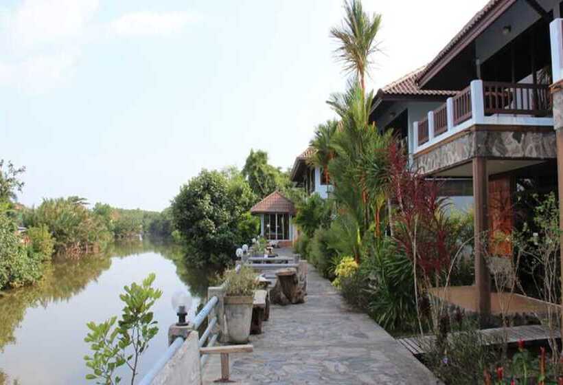 호텔 Baanrimnam Resort Trat