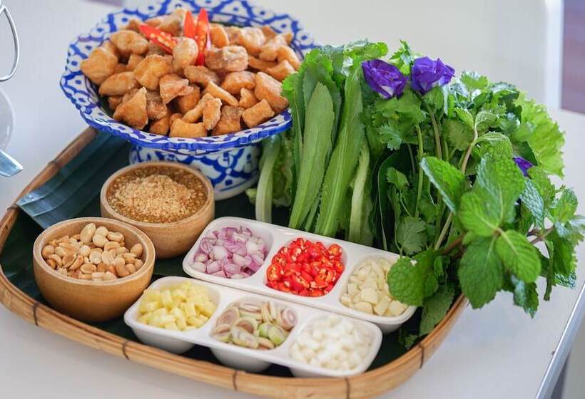 Otel Chiangkhan River Mountain Resort