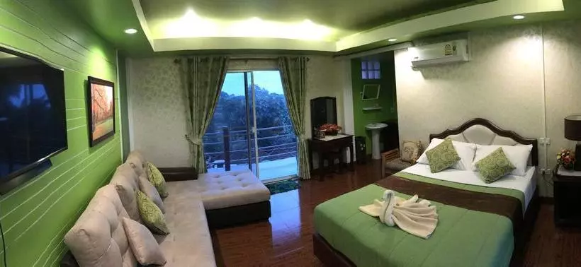 ホテル Khao Kho Hill
