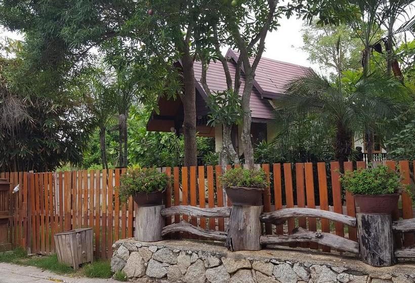 Szálloda Prachuap Garden View Resort