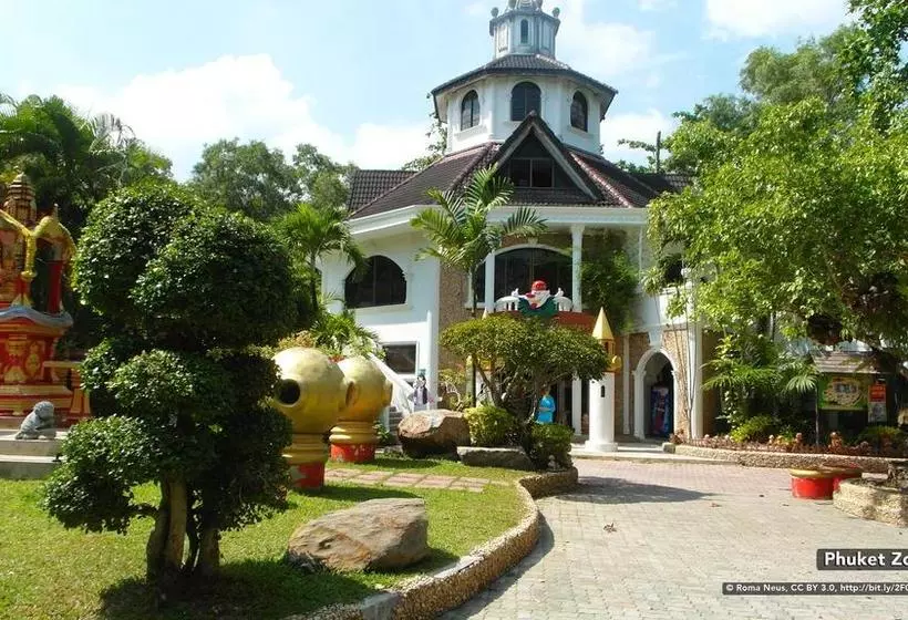 ホテル Zen Premium Chalong Phuket
