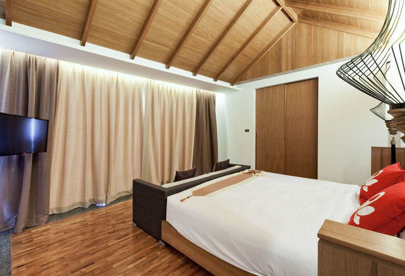 בית מלון כפרי Zen Premium Chalong Phuket