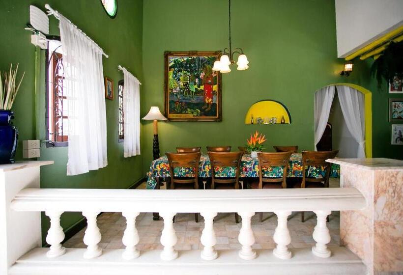 Natural Park Resort Pattaya