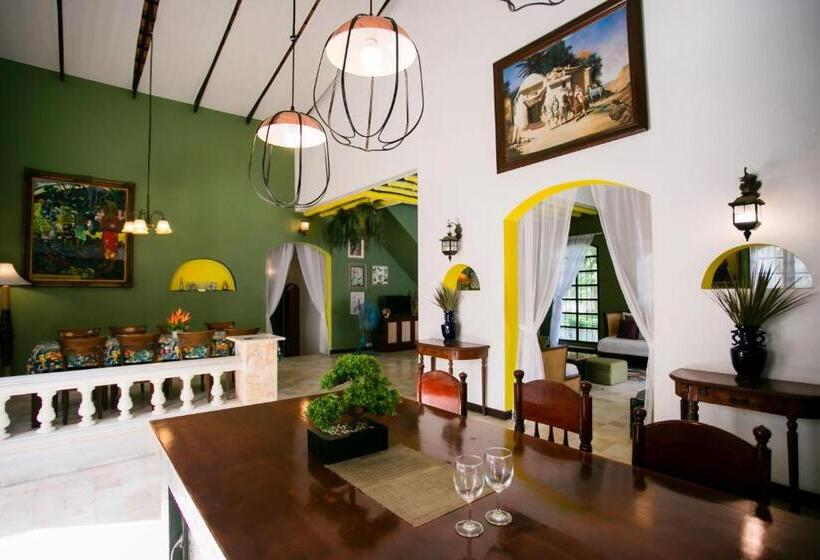 Natural Park Resort Pattaya