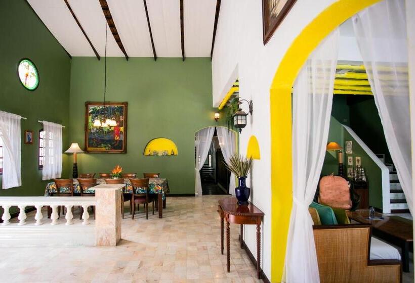 Natural Park Resort Pattaya