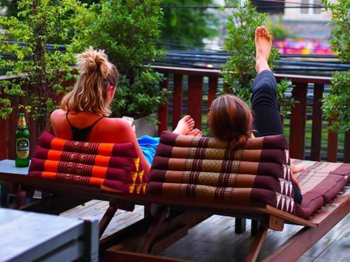 بنسيون Chommuang Guest House