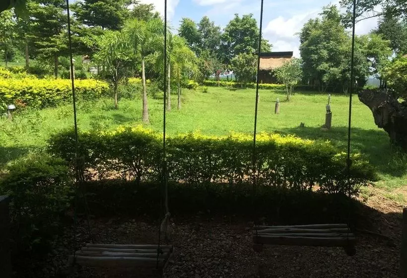 پانسیون Paipunthong Resort