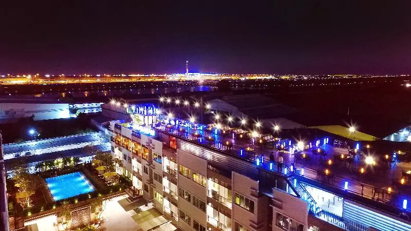 リゾートホテル Suvarnabhumi Ville Airport