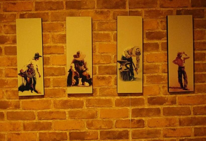 Retkeilymaja Kata Beach Homestay