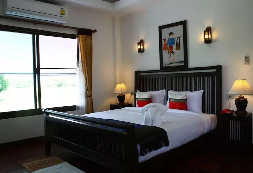 Apirata Resort
